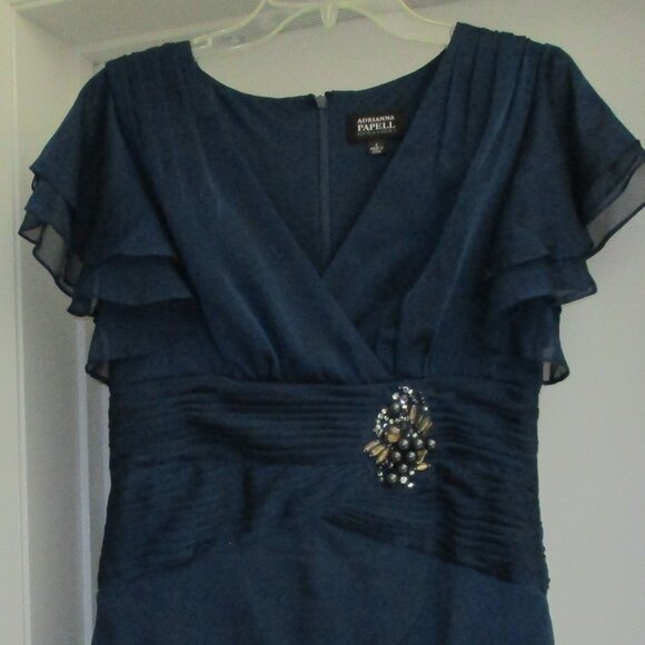 Adrianna Papell Navy Flutter Sleeve Tier Gown - Size 6 - Picture 12 of 16